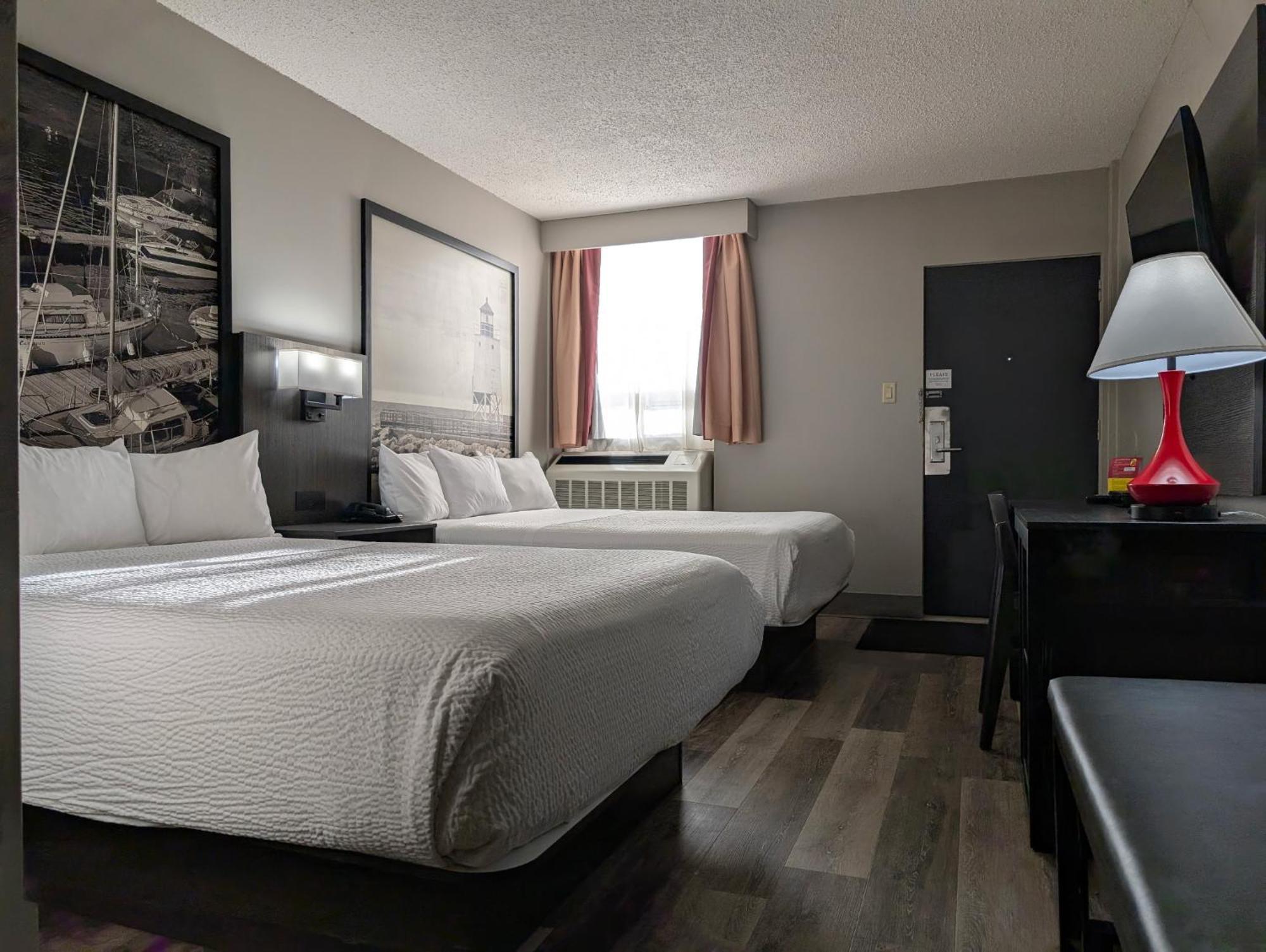 Super 8 By Wyndham Thunder Bay Motel Екстериор снимка